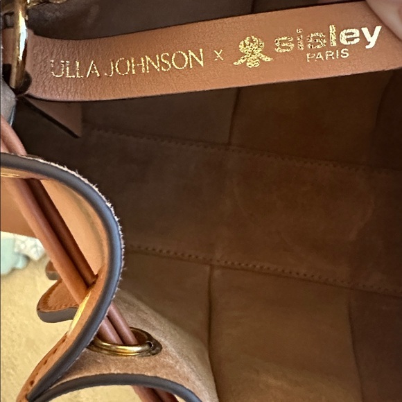 Ulla Johnson X Sisley Adria Pleated Wave Bag in Pecan - Picture 11 of 17